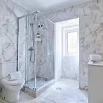 And Amazing Flat *