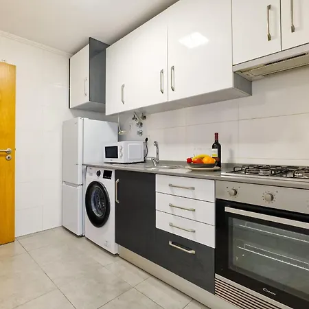 And Amazing Flat דירה *