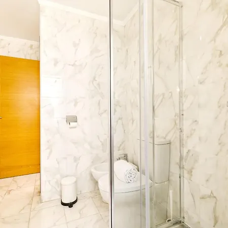 And Amazing Flat * Lissabon