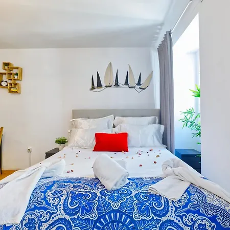 And Amazing Flat